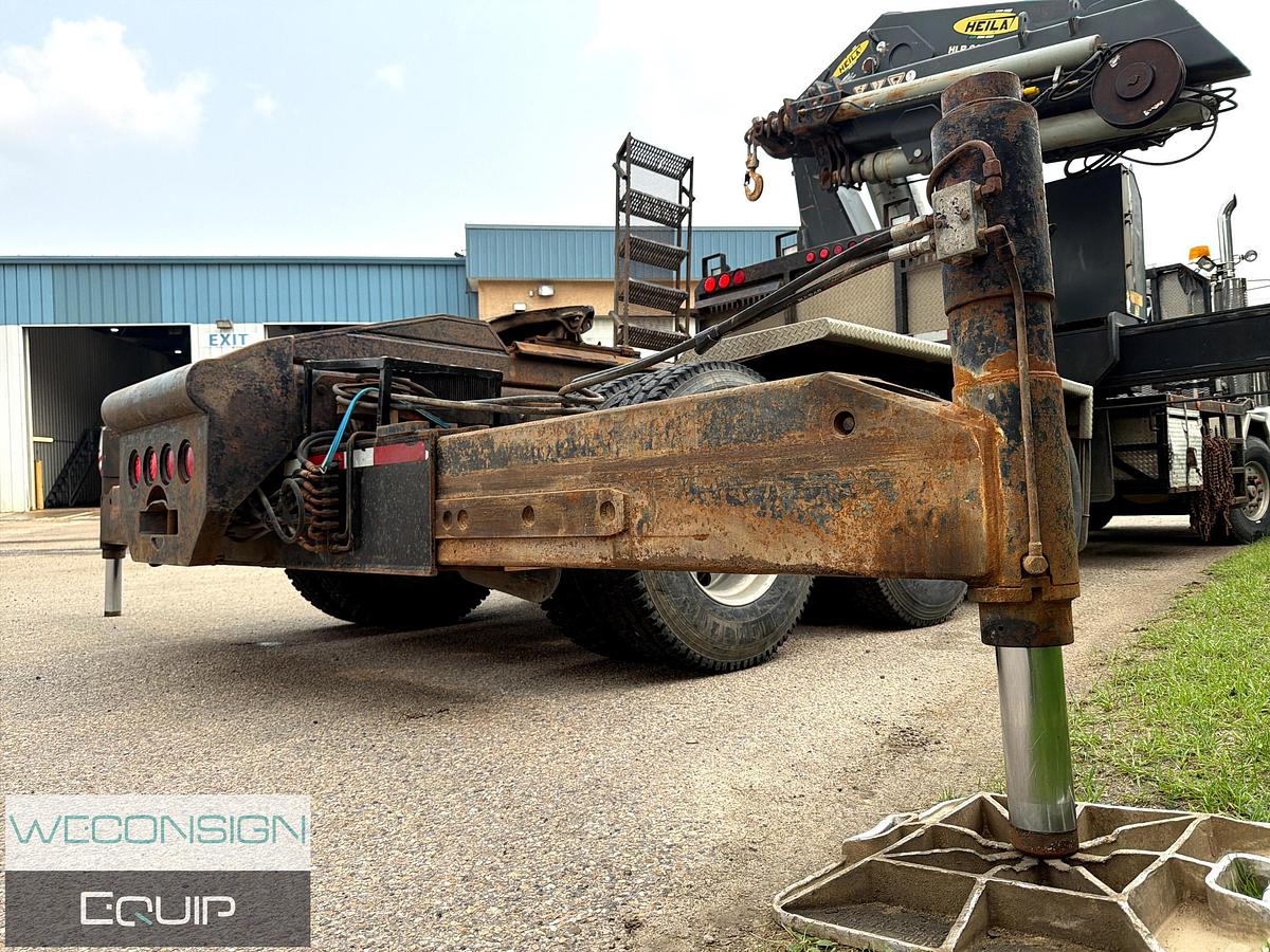 Used 2007 Freightliner FLD120SD 35 Ton Knuckle Boom Truck
