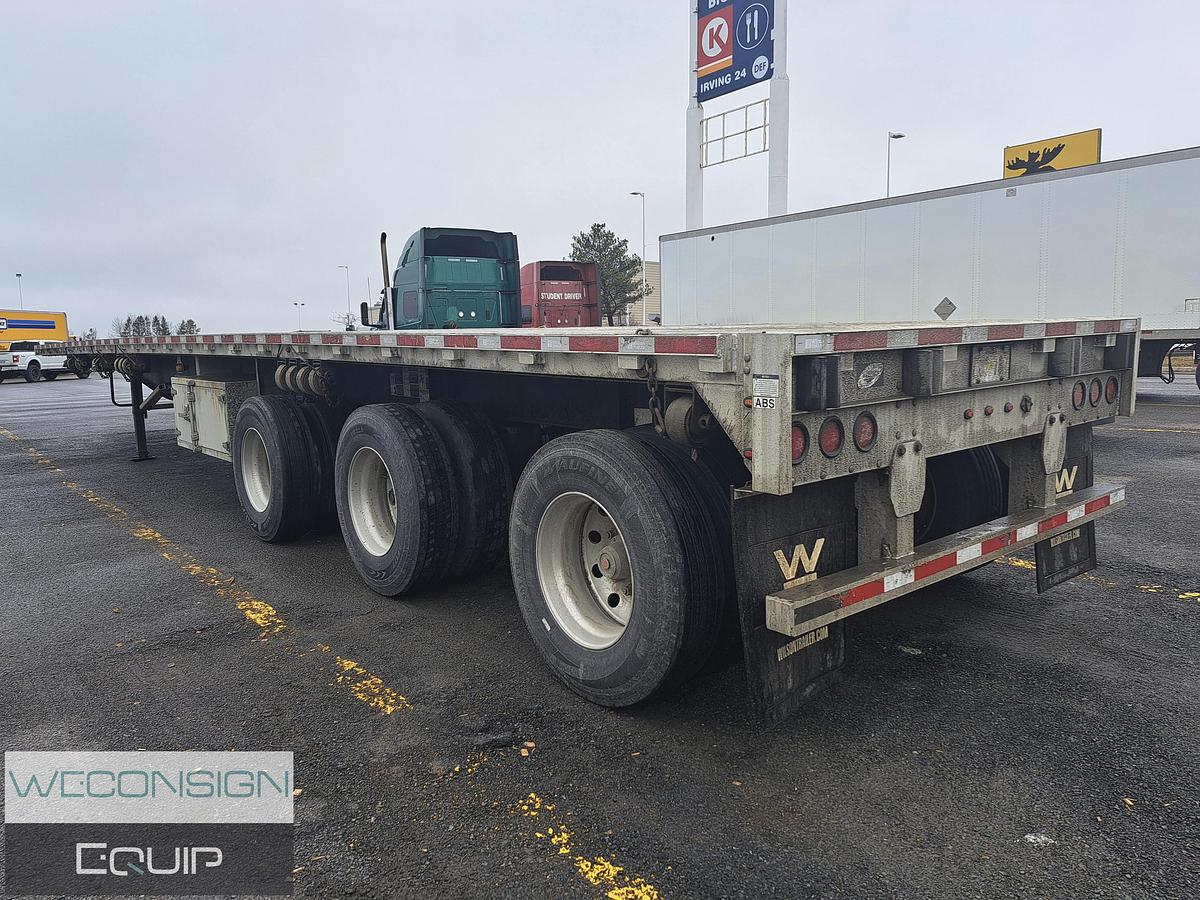 Used 2017 Wilson CF-1090 Combo Flatbed