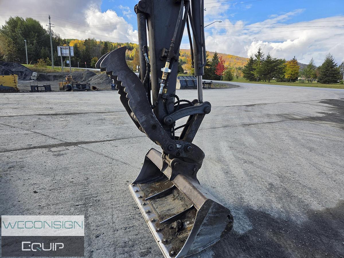 Used 2016 Volvo EXR58D Excavator