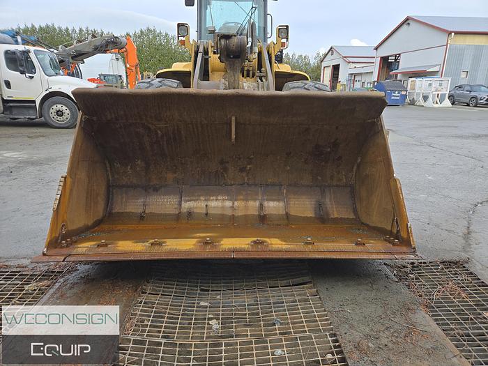 Used 2001 John Deere 744H Wheel Loader