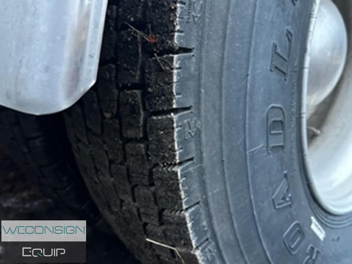 Used 1995 Freightliner FL106