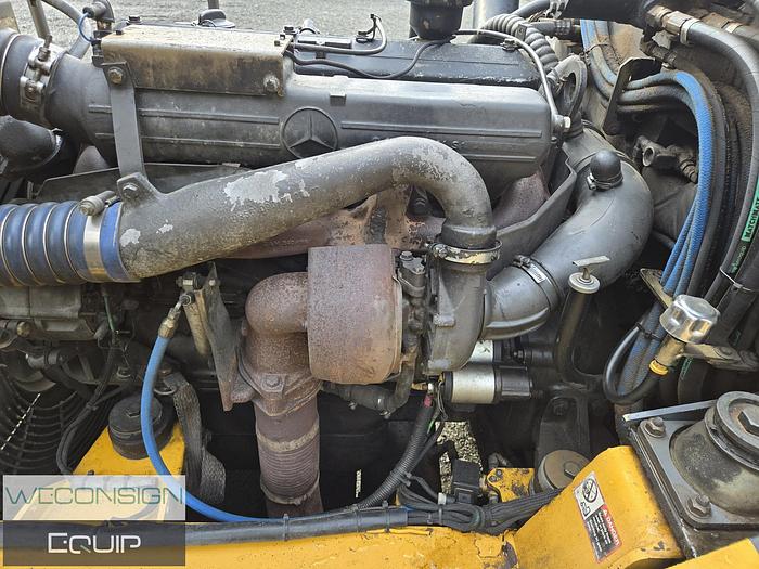 Used 2002 John Deere 250C