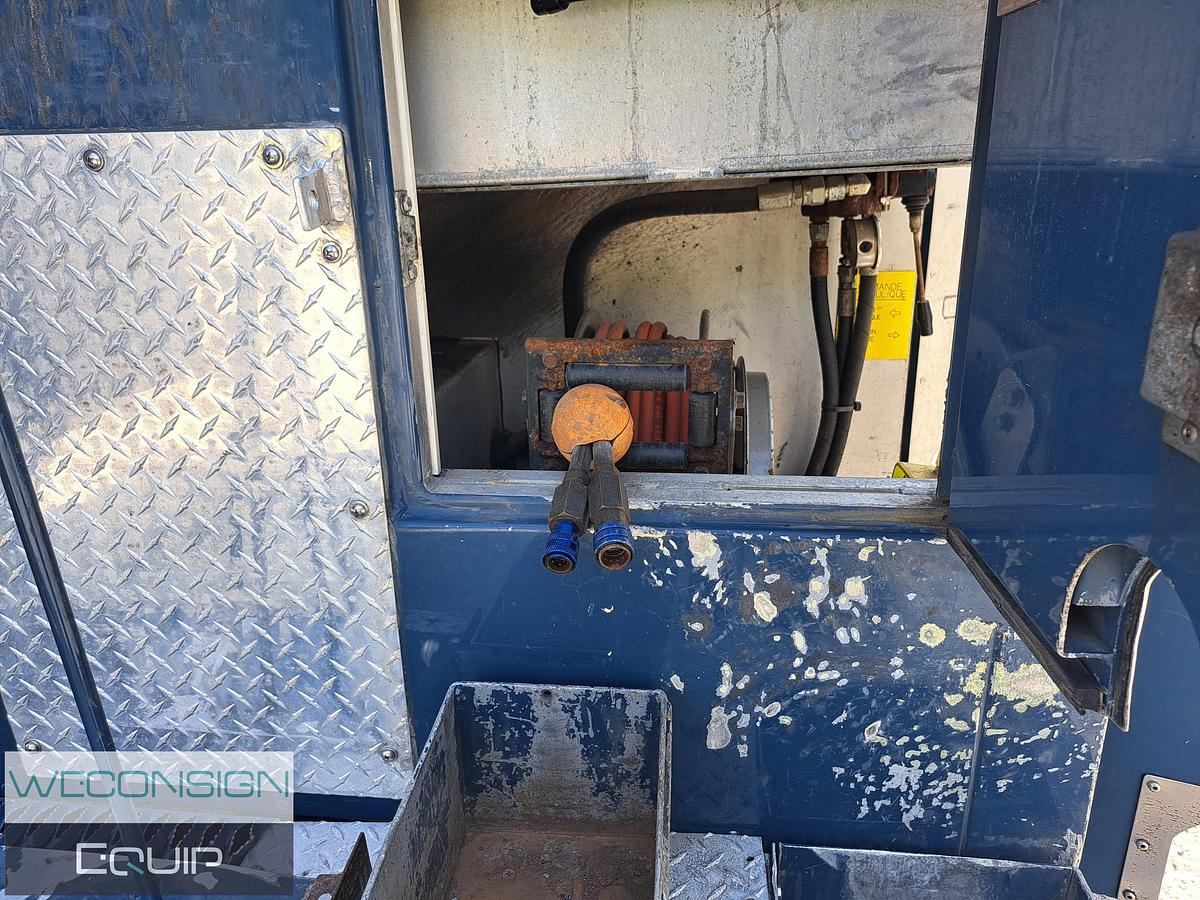 Used 2010 International 4300SBA Service and Mechanic Trucks