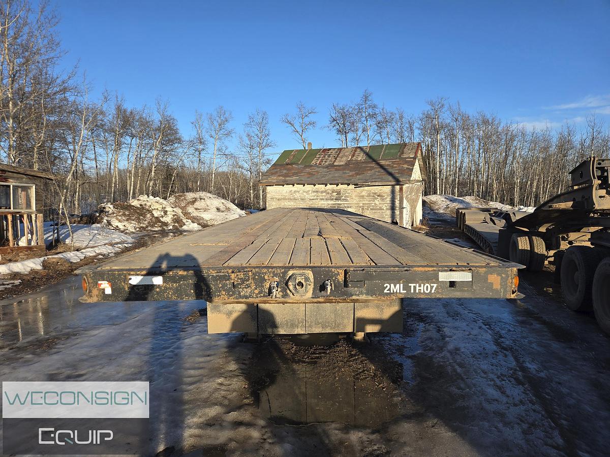 Used 2006 Manac 53' Flat Deck Sliding Axle
