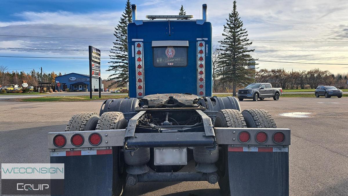 Used 2001 Kenworth W900B