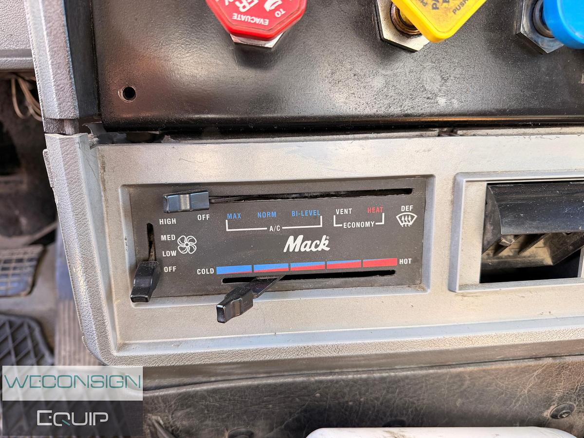 Used 1995 Mack CL713 TA Dump Truck
