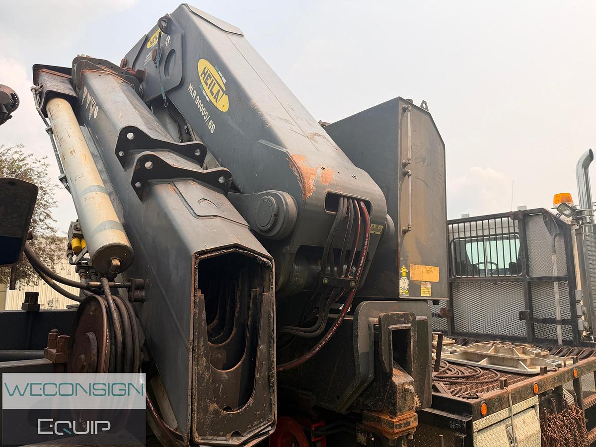 Used 2007 Freightliner FLD120SD 35 Ton Knuckle Boom Truck