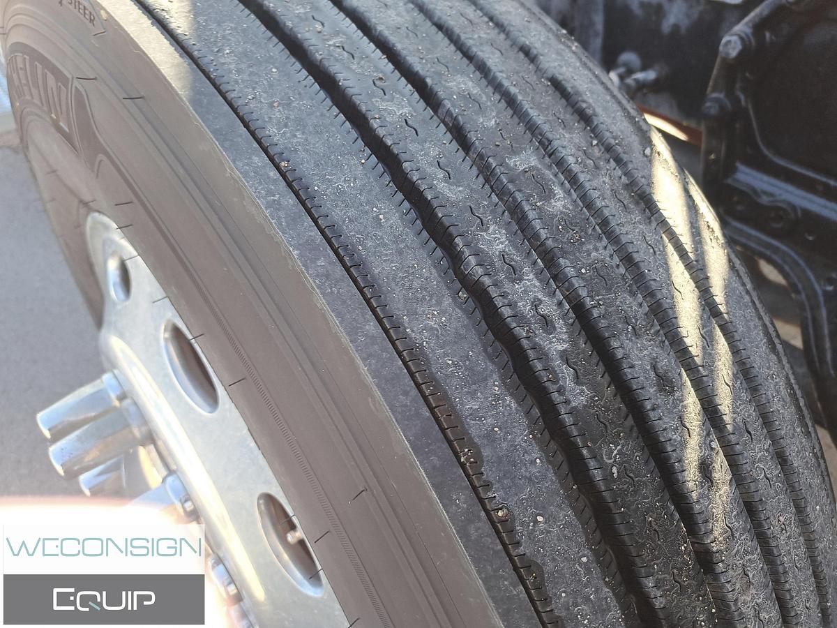 Used 2022 Peterbilt 389 Sleeper Truck Tractor