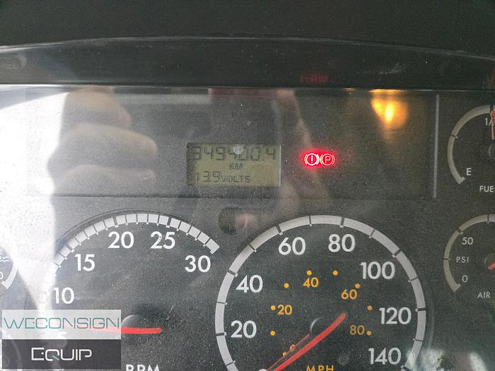 Used 2009 Freightliner M2 Tow Truck