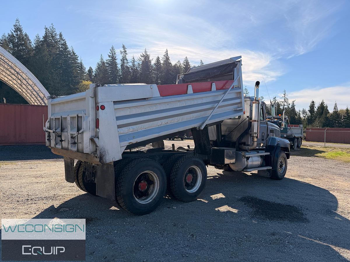 Used 1995 Mack CL713 TA Dump Truck