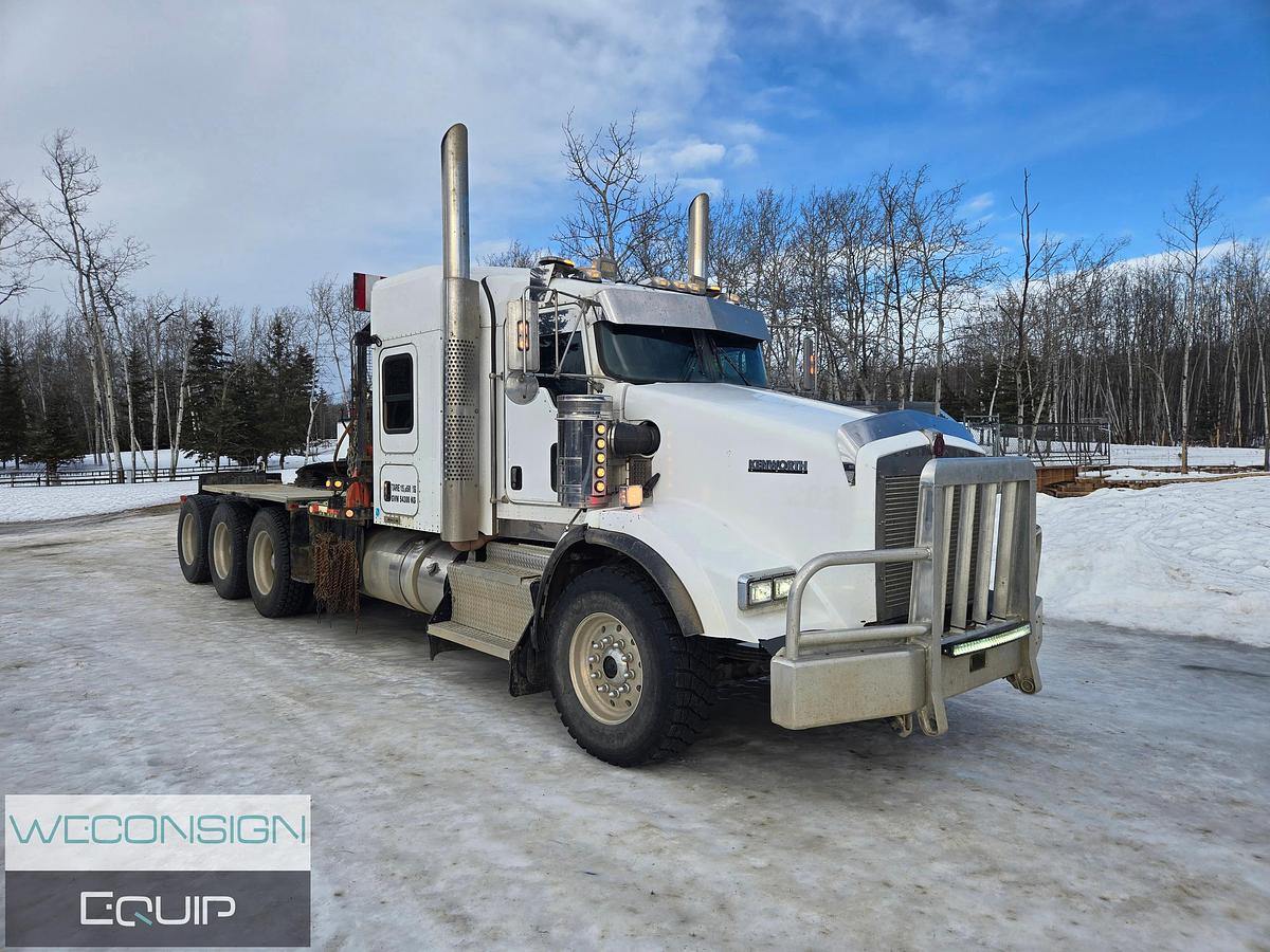 Used 2013 Kenworth T800 Winch Truck