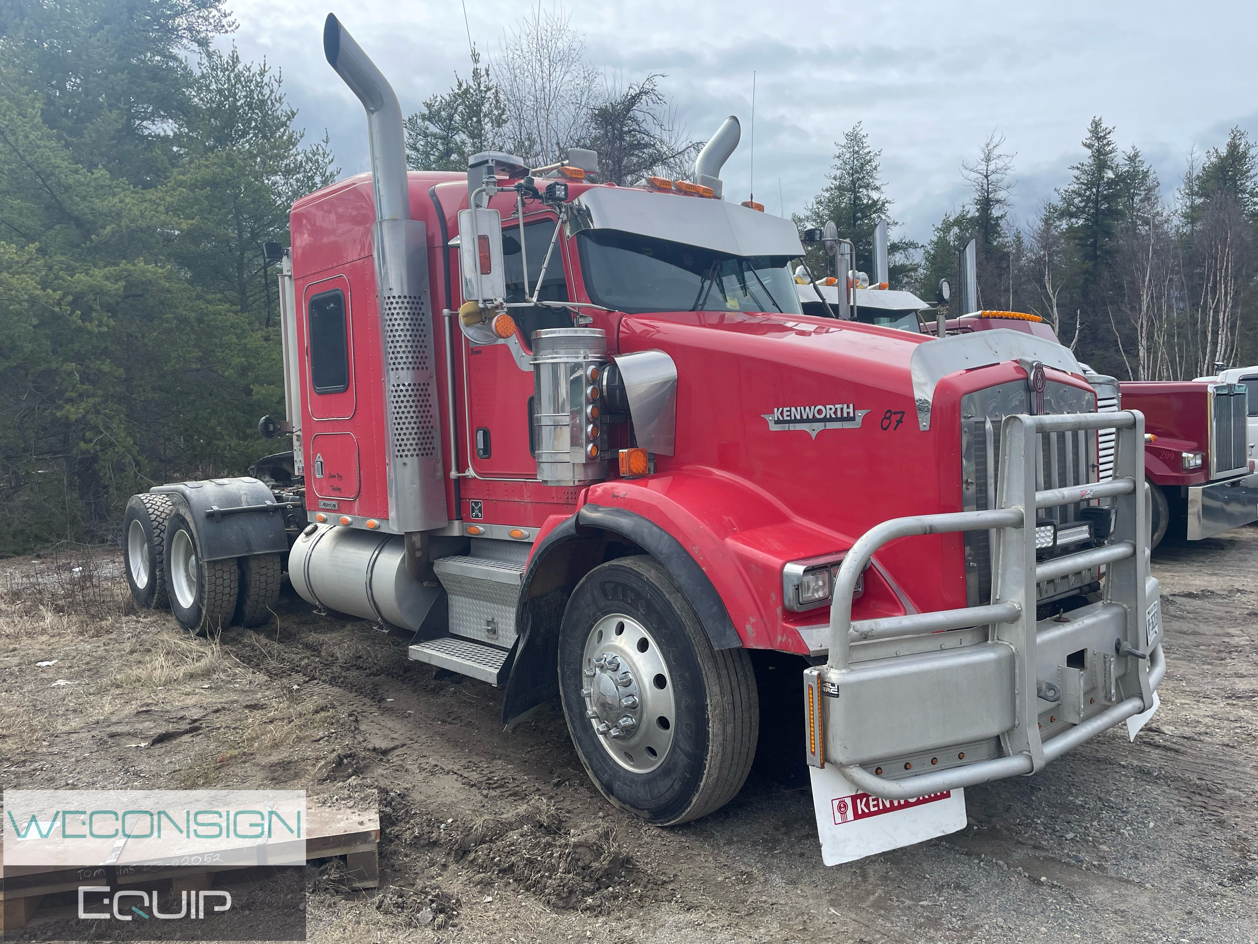Used 2005 Kenworth T800 Heavy Haul Truck Tractor