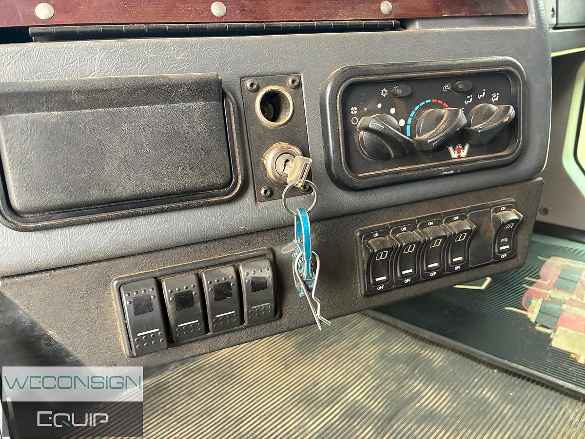 Used 2013 Western Star Logging Truck