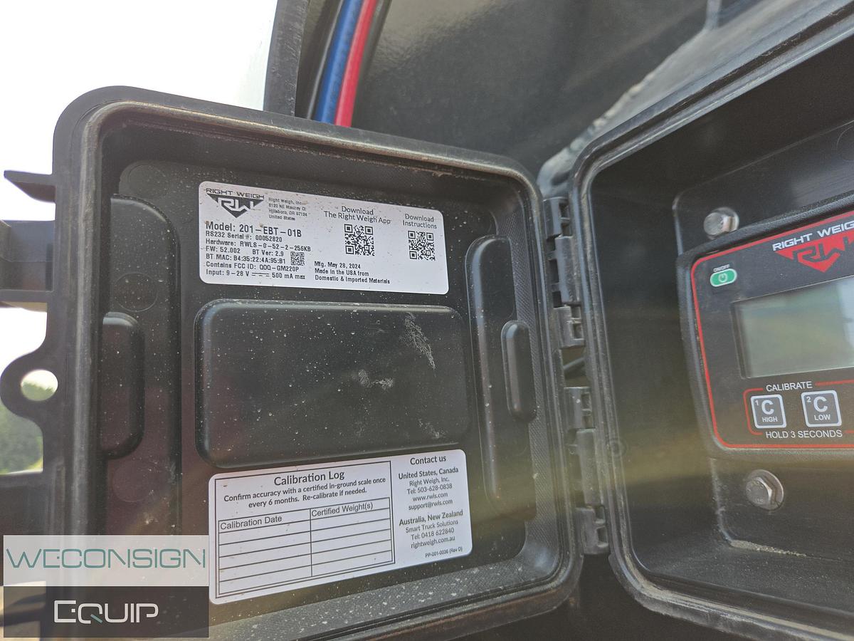 Used 2023 Pacesetter 60T 9 Axle Lowbed Combination