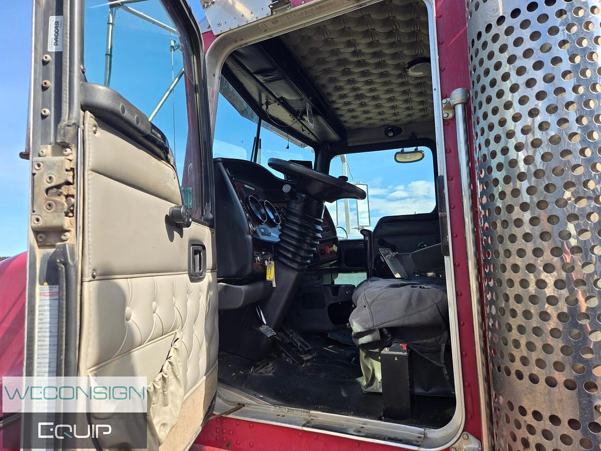 Used 2005 Kenworth T800
