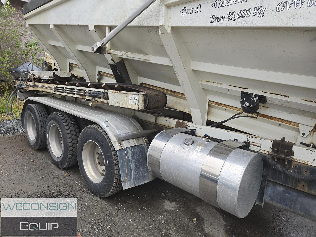 Used 2008 Kenworth T800 Tri Drive Stone Slinger