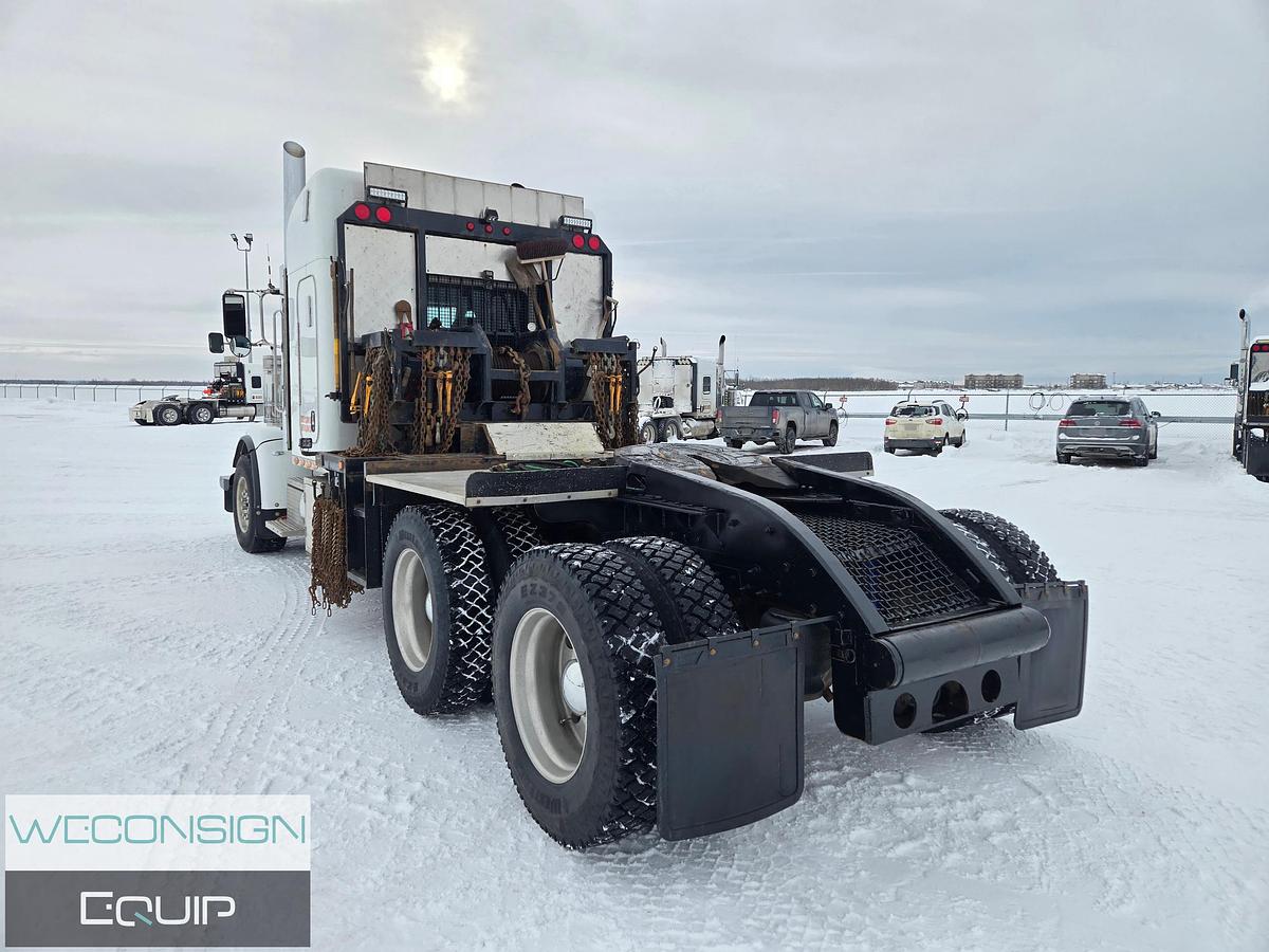 Used 2018 Peterbilt 367 Winch Truck