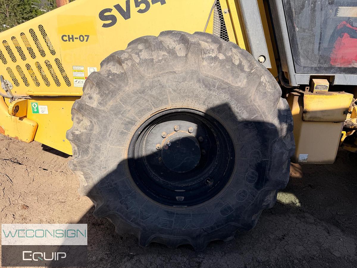 Used 2014 Sakai SV540T 84" Compactor