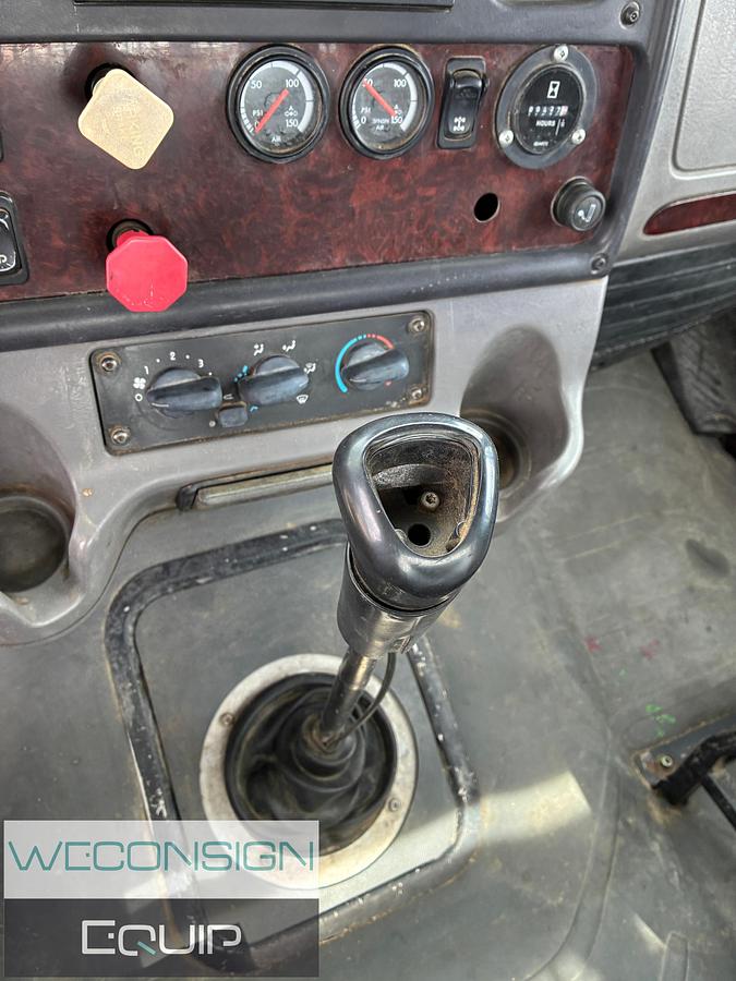 Used 2007 Freightliner M2 Picker Truck