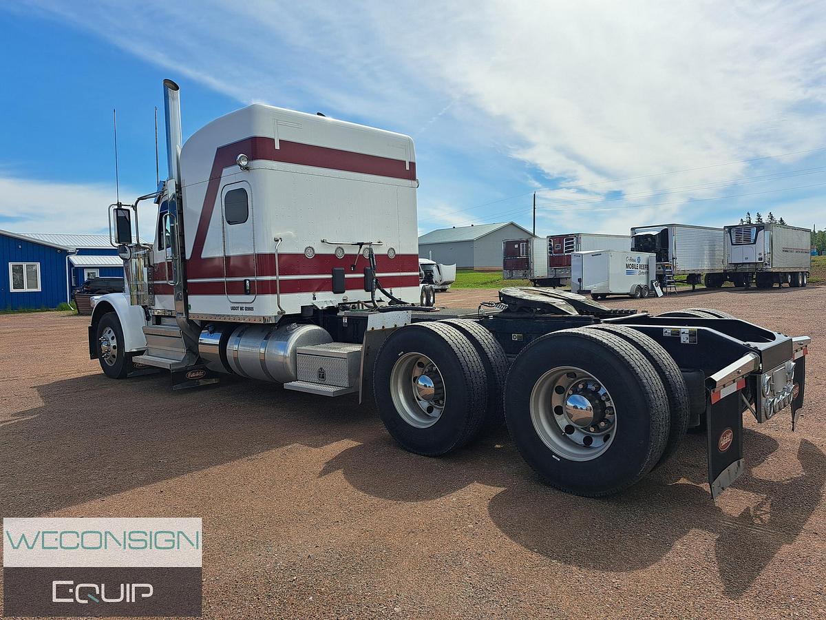 Used 2025 Peterbilt 589
