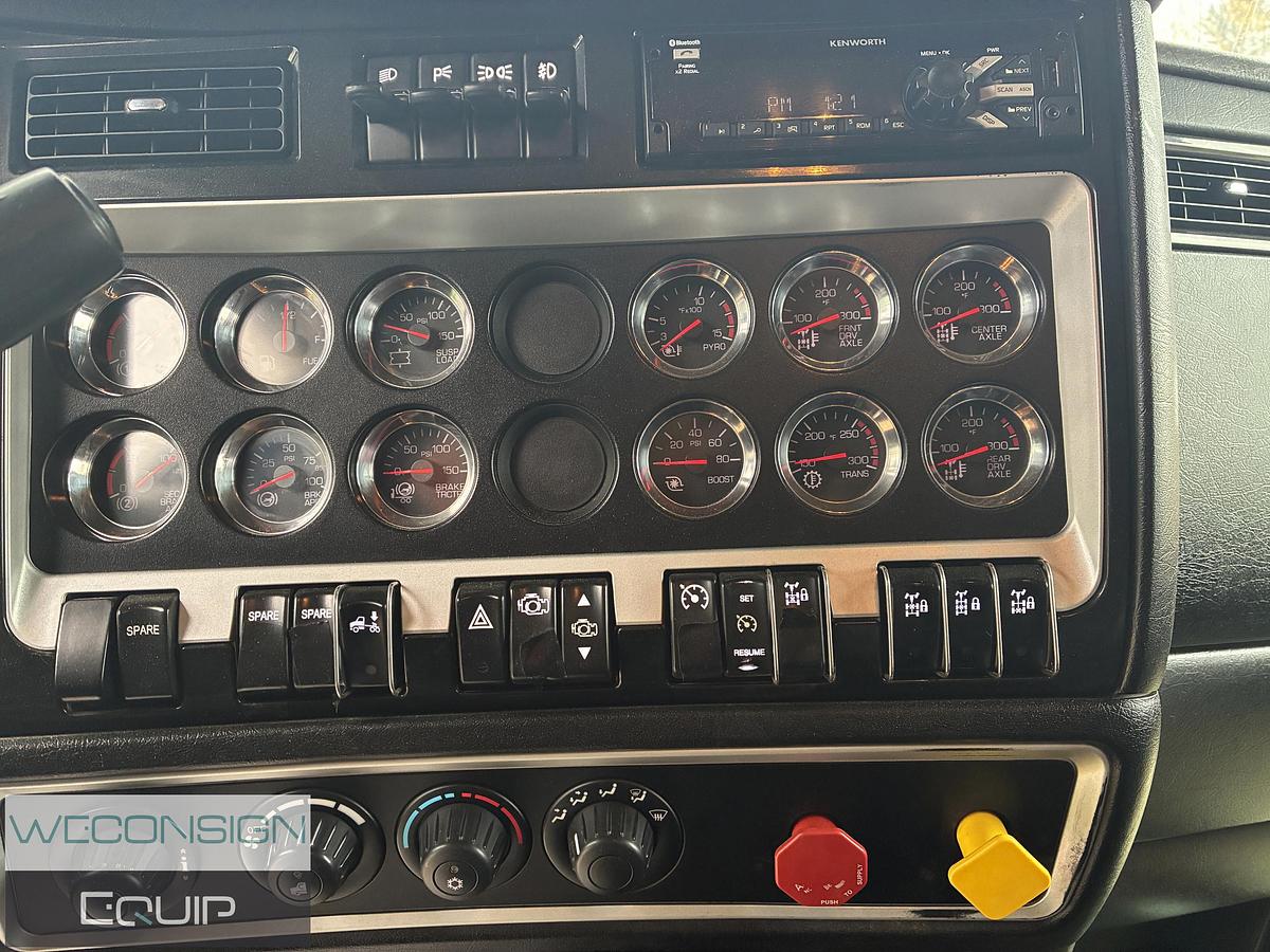 Used 2020 Kenworth W900B Logging Truck