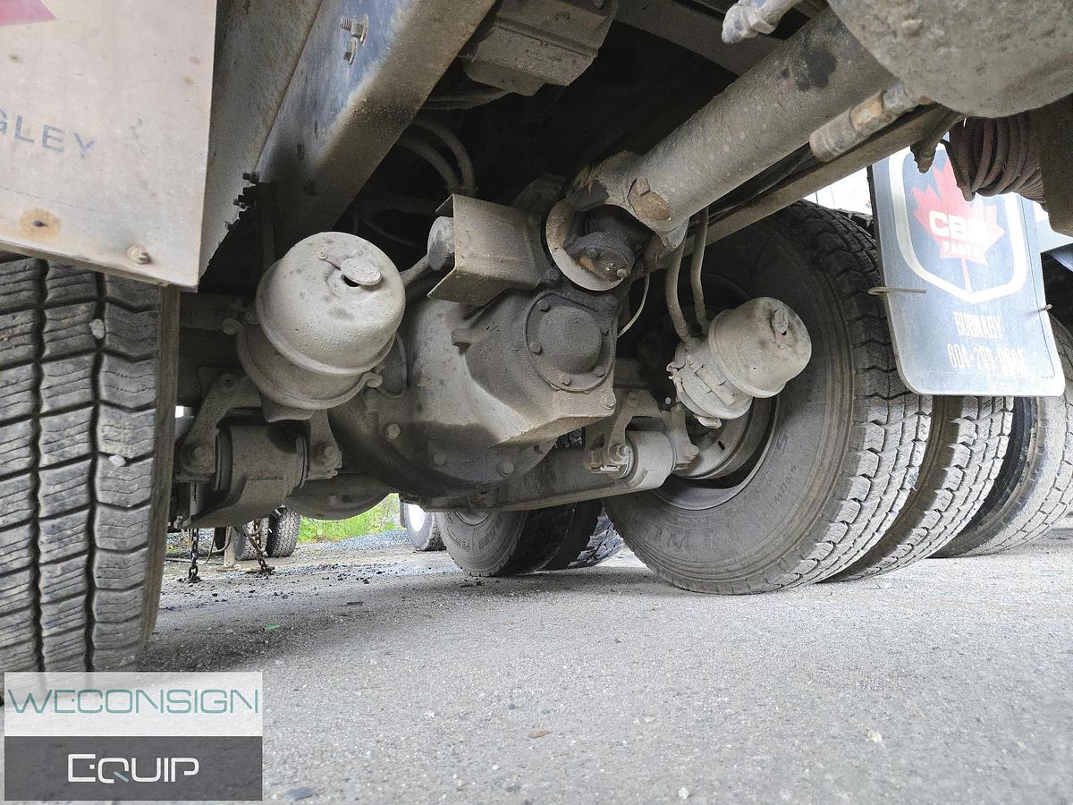 Used 2006 Sterling L9500 TA BC Spec Dump Truck