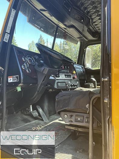 Used 2019 Western Star 5700XE DC Day Cab Truck Tractor