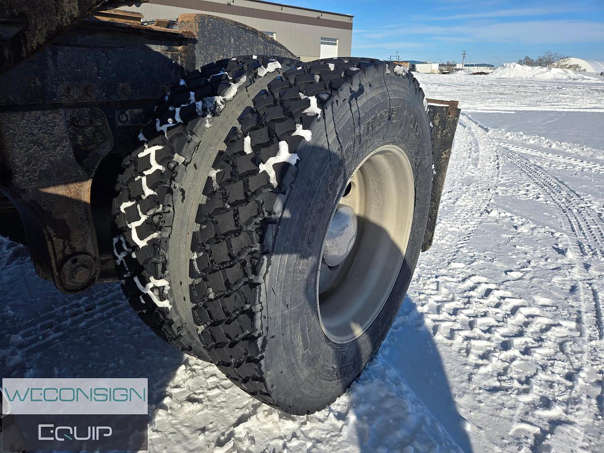 Used 2019 Kenworth T800 Winch Truck