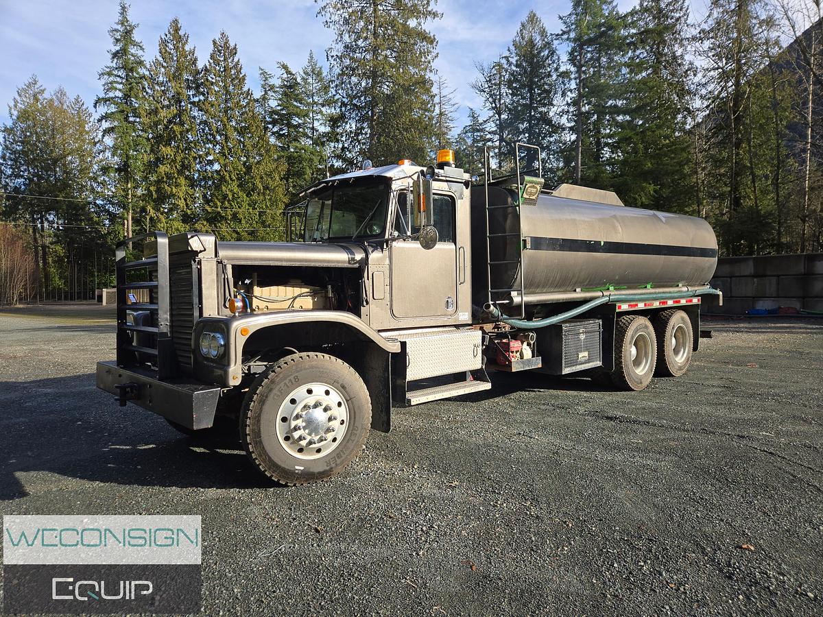 Used 1974 Kenworth 849 Tandem Water Truck