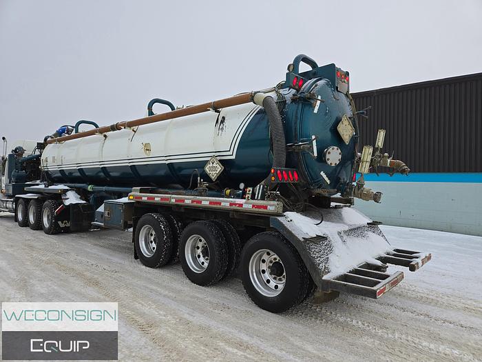 Used 2015 Western Star Tri-Drive Custom Vac Semi Vac