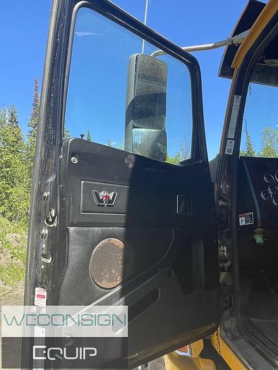 Used 2019 Western Star 5700XE DC Day Cab Truck Tractor