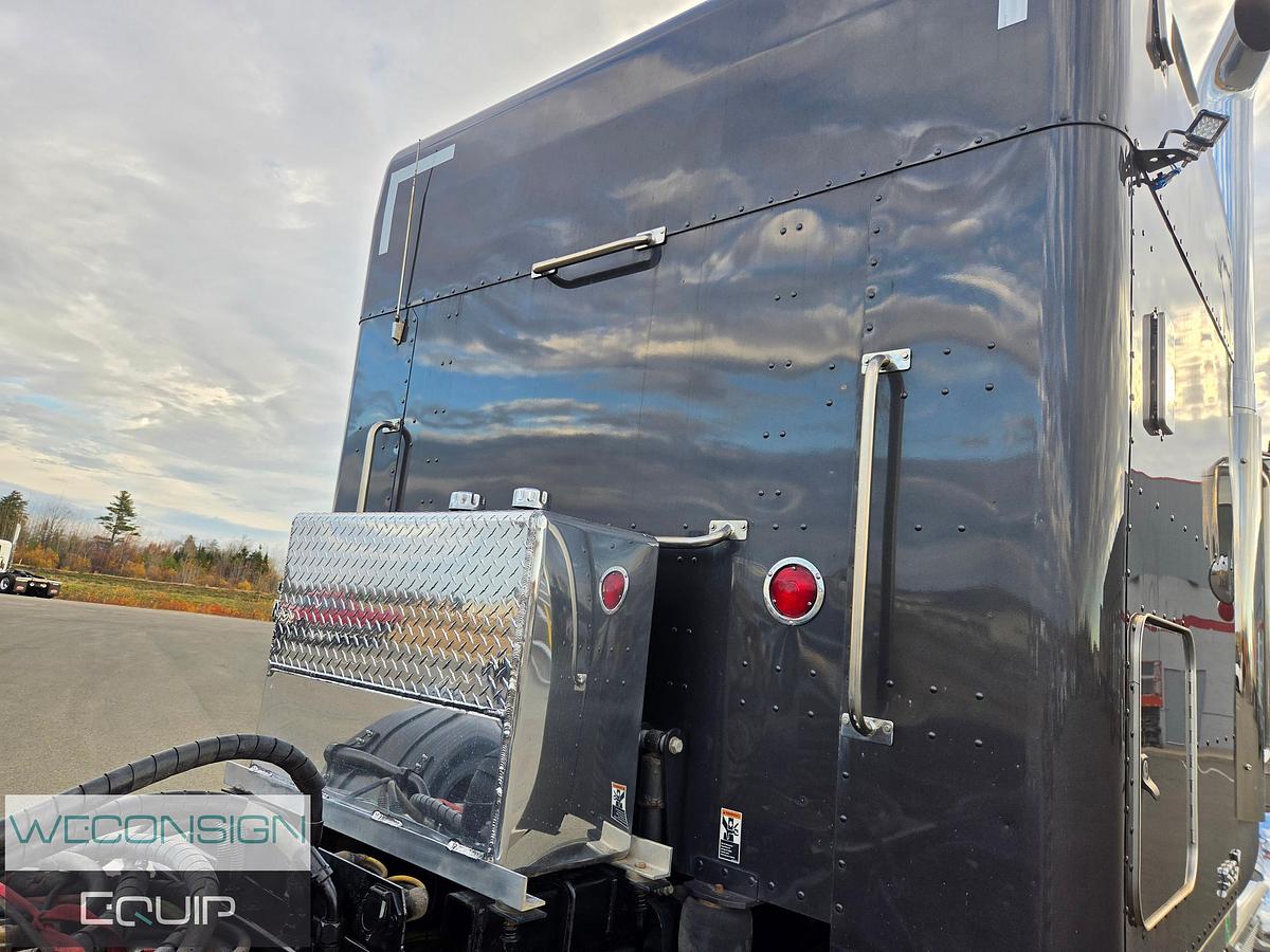 Used 2024 Peterbilt 389X Sleeper Truck Tractor
