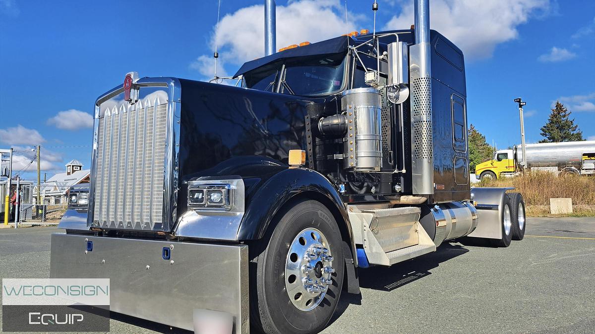 Used 2024 Kenworth  W900L 100th Anniversary