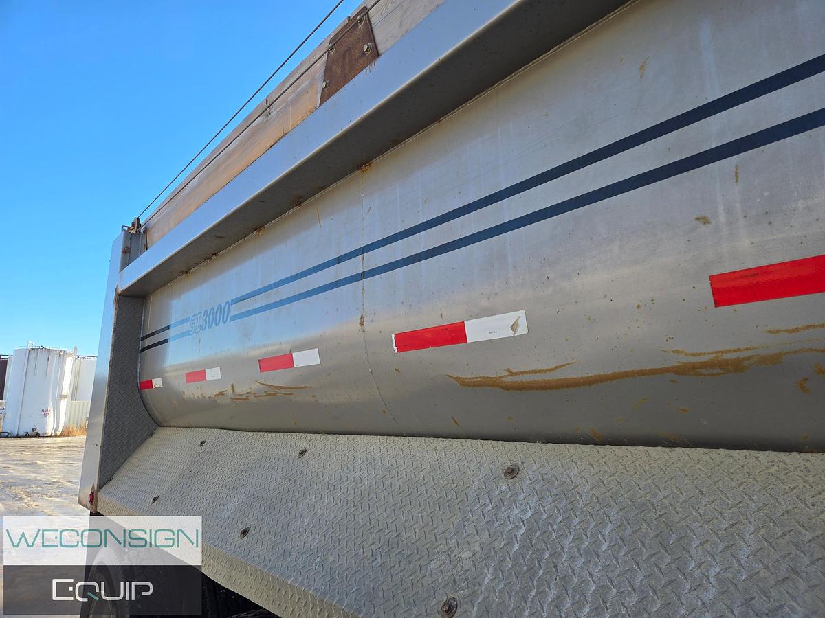 Used 2013 Midland 32'