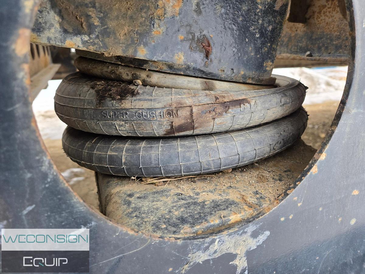 Used 2003 Knight 40T Scissorneck Lowbed