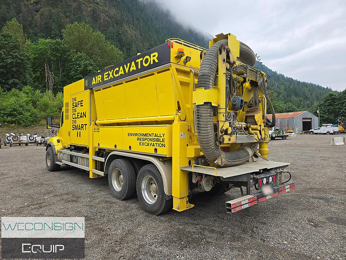 Used 2017 Kenworth T880 Tandem Axle Air Vac