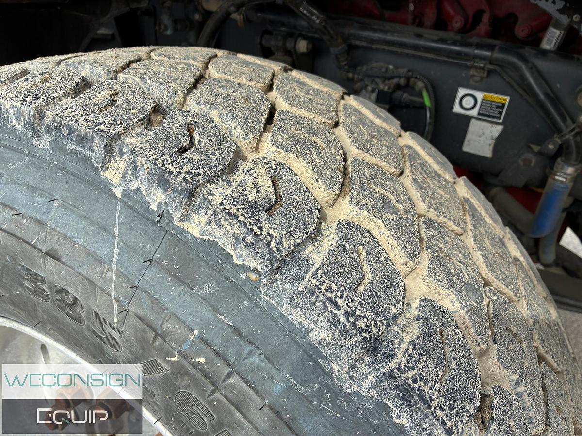 Used 2014 Kenworth T800