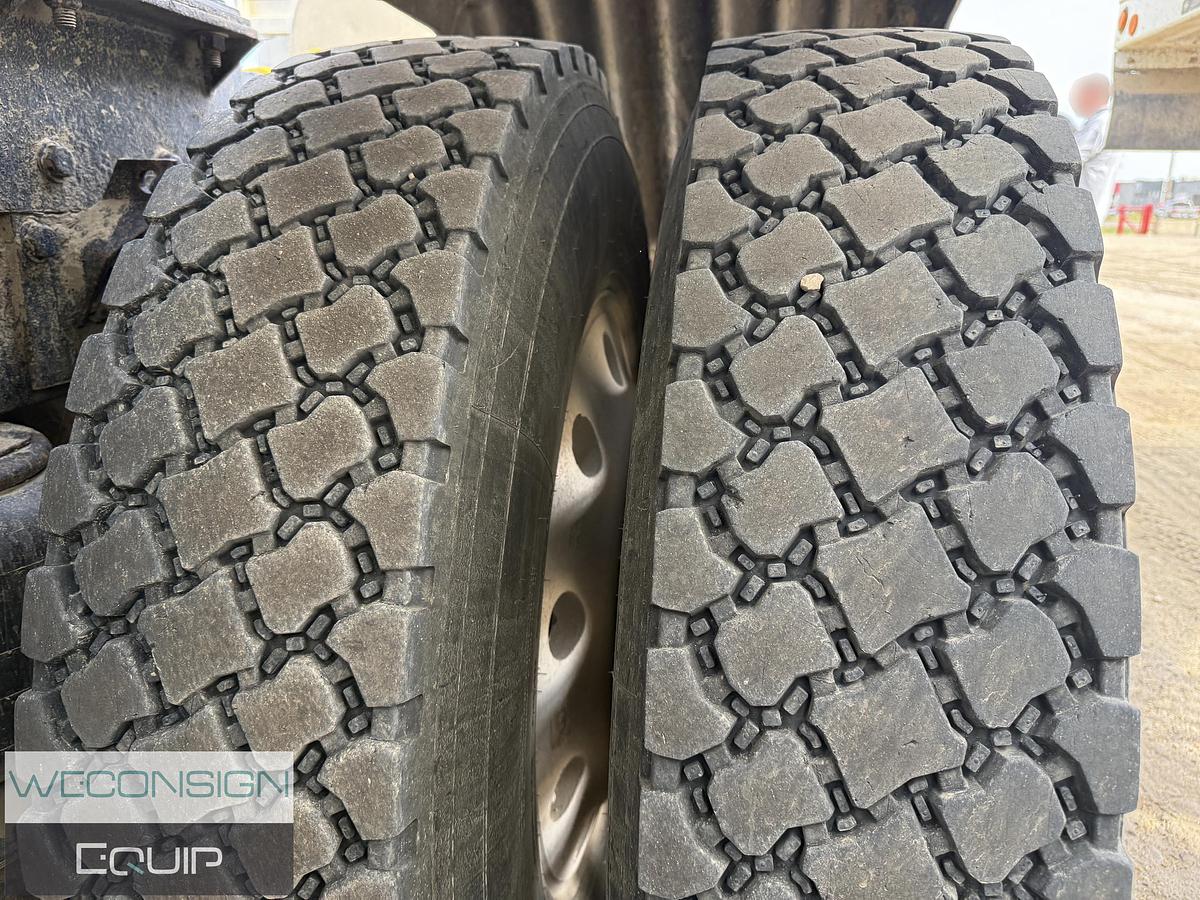 Used 2007 Kenworth T800 Wet Kit Tractor