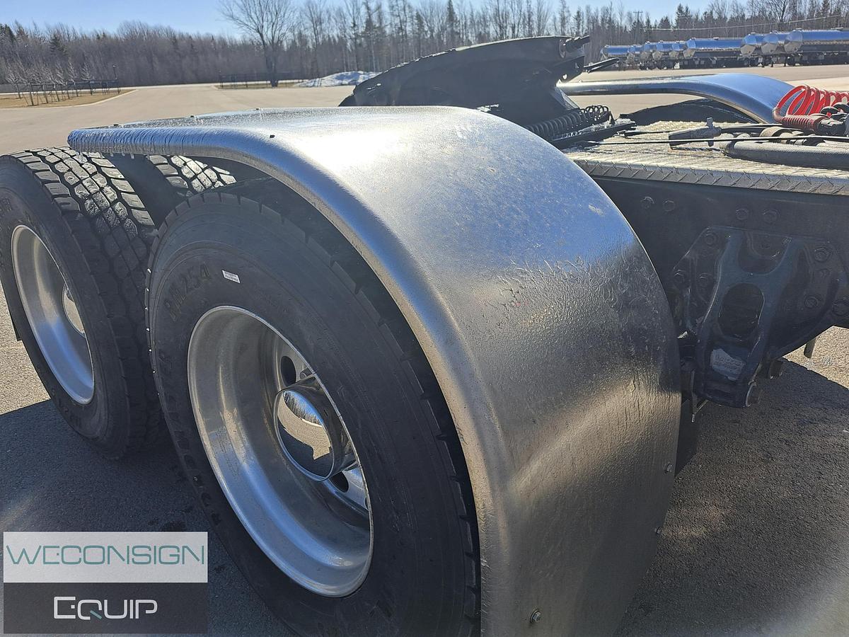 Used 2022 Peterbilt 389 Sleeper Truck Tractor