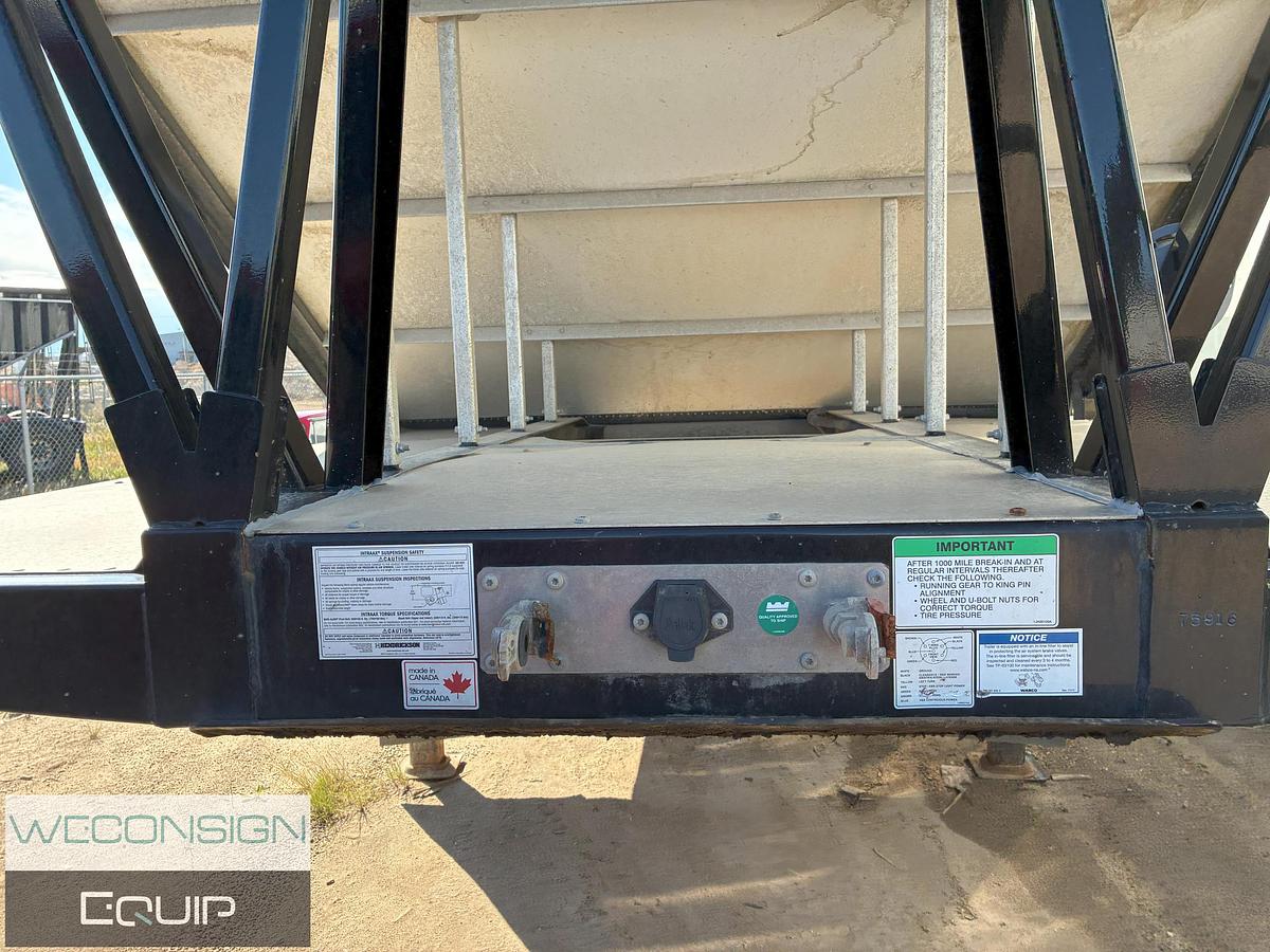 Used 2024 Lode King Super B Bottom End Dump Gravel Trailer