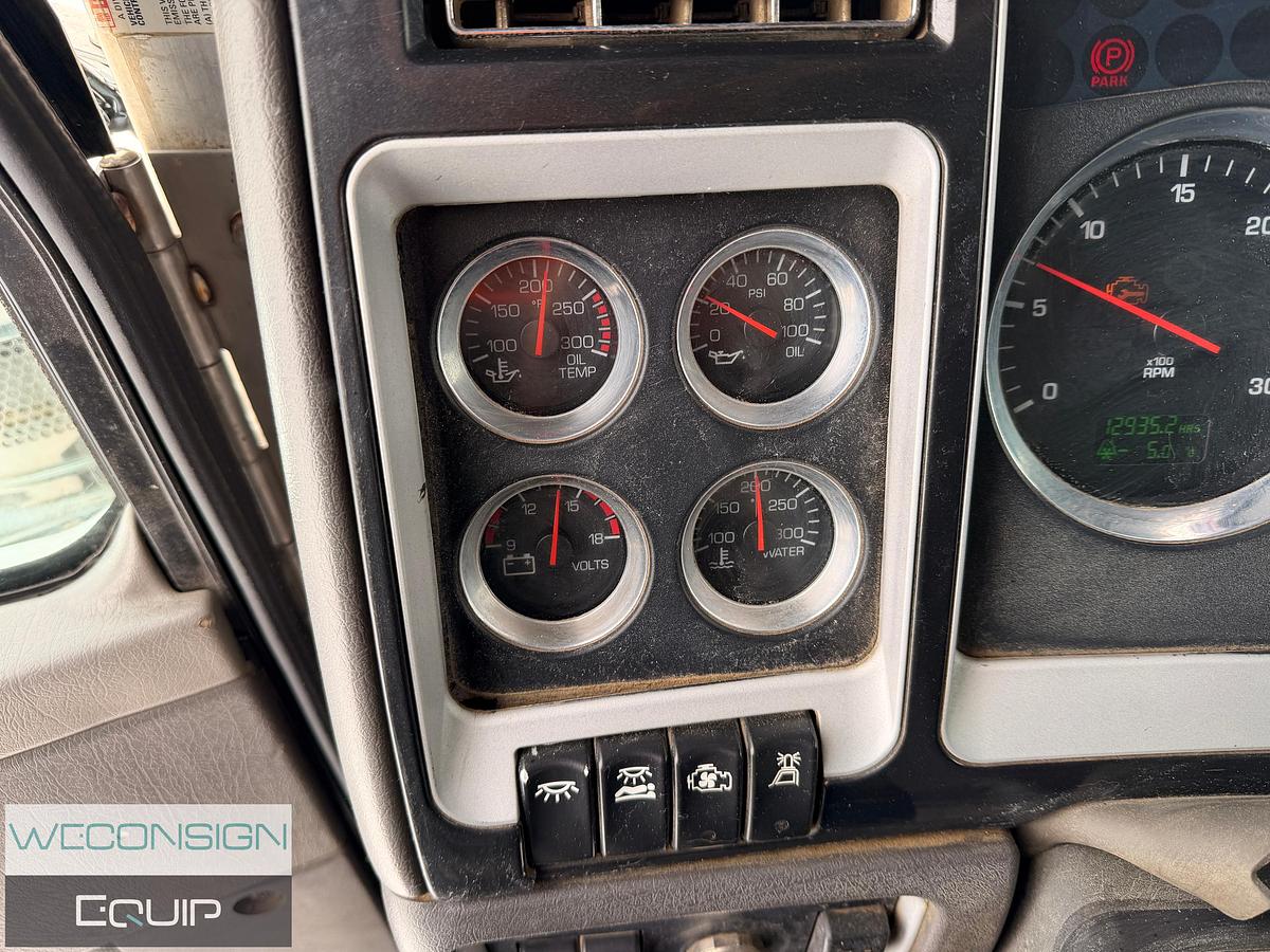 Used 2011 Kenworth T800 Tri Drive Texas Bed Truck