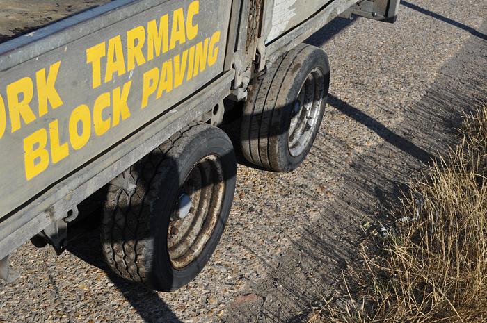 Used IFOR WILLIAMS 3.5T FLATBED LM146G