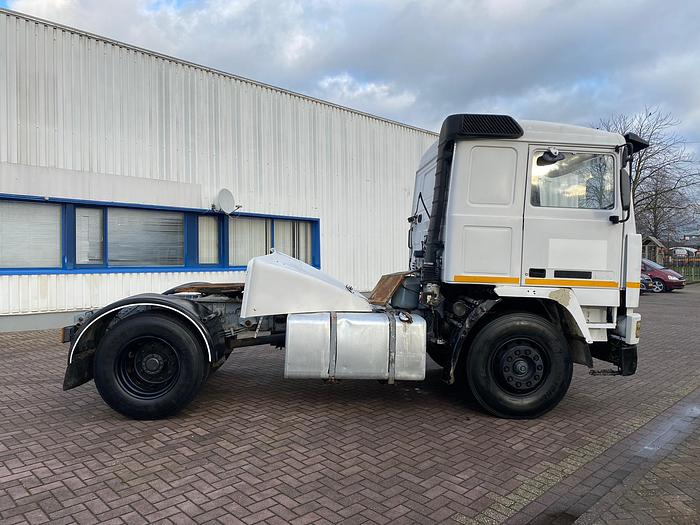 Used 2000 VOLVO F12.360 , FULL STEEL