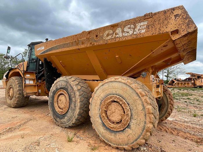 Used 2006 CASE 335 OFF ROAD HAUL TRUCK
