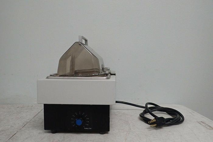 Used Fisher Scientific 2LS-M Isotemp Heating Water Bath
