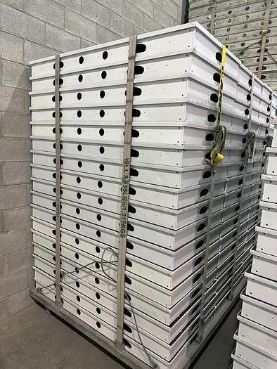 Used PERI Skydeck with 80% new plywood