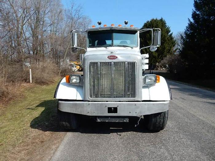 Used 2007 Peterbilt 357- Stock #: 8675