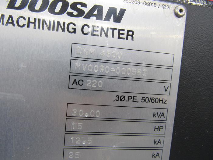 Used 2017 Doosan DNM 4500 CNC Vertical Machining Center
