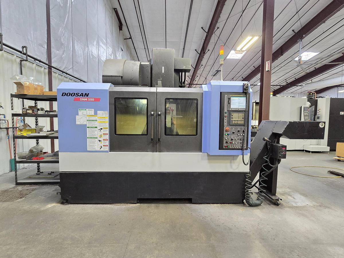 Used 2012 Doosan DNM500 CNC Vertical Machining Center