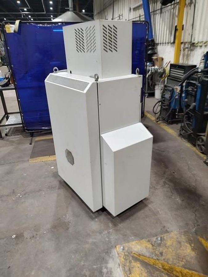 Used 2021 Cloos CS-30 10-Axis CNC Robotic Welding Cell